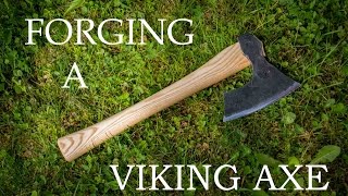 Forging a bearded viking axe