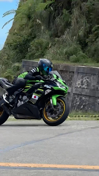 ZX-6R   Austin Racing Flyby Sound! #trending #viral #zx6r #exhaustsound