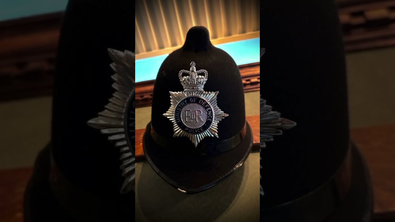 イギリス 国防省警察　カストディアンヘルメット イギリス 国防省警察 カストディアンヘルメット - メルカリ