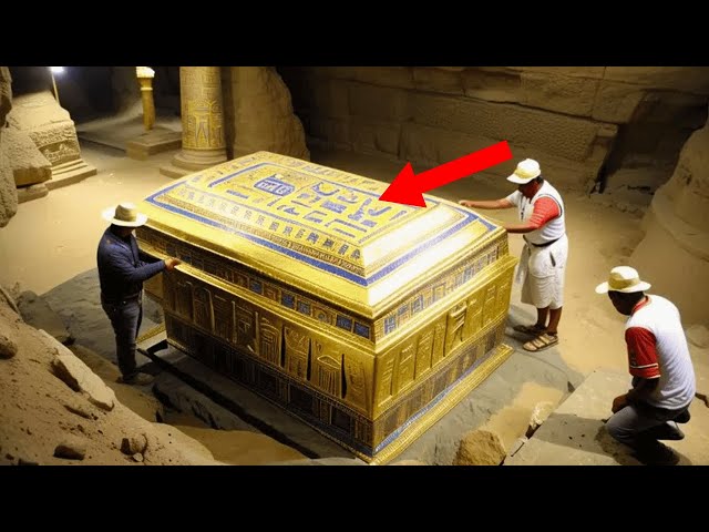 Lost Tomb of Queen Cleopatra FINALLY Found, Revealing Shocking Secrets of Our History! class=