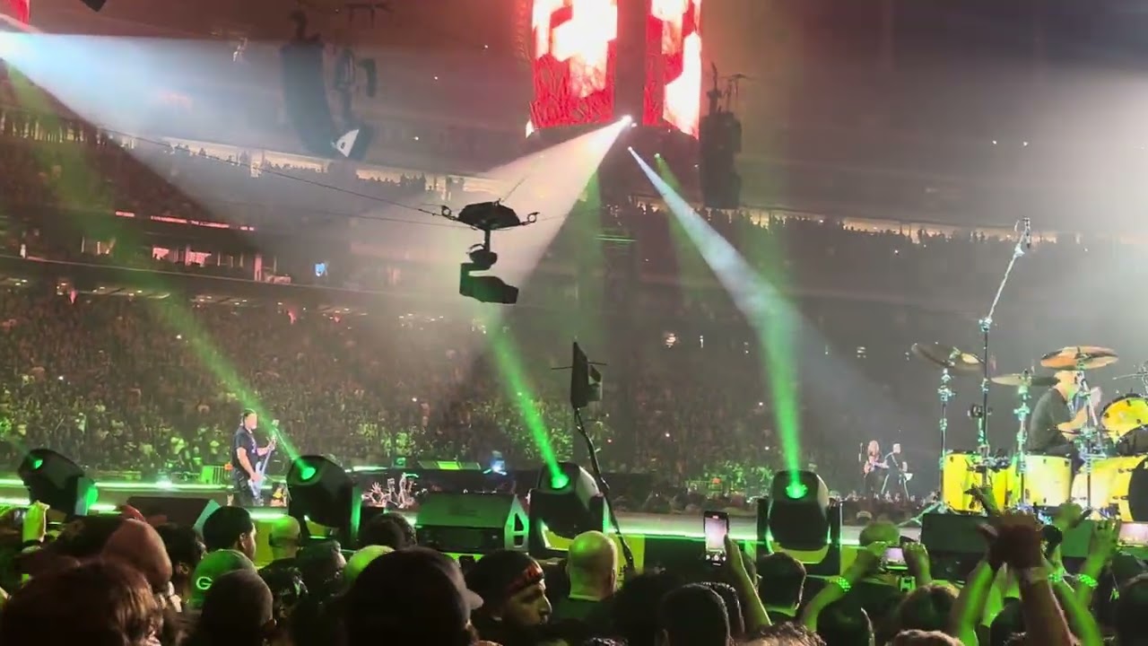 Metallica - Master of Puppets Live