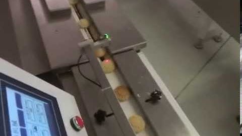 biscuit pile on flow  pack line