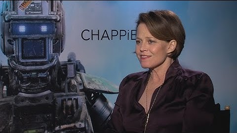 Sigourney Weaver Says 