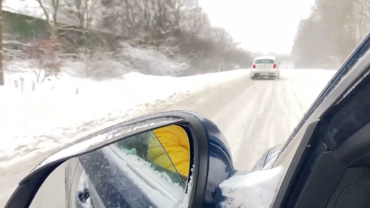 Bremen, 9. Januar 2026: Autobahn unter Schnee – Überholspur unpassierbar!“