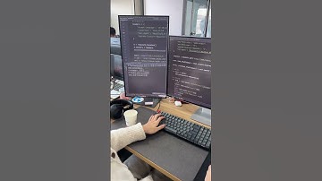 这是公司最潇洒的爬虫工程师，月新60k，每天就喝喝茶，每天就帮各部门爬下素材，公司就她一个人坐沙发，每天摸下鱼就过去了，你羡慕了吗？公司日常 程序员