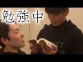 実は今、勉強中です[ライブ直前のRADIO FISHの楽屋]