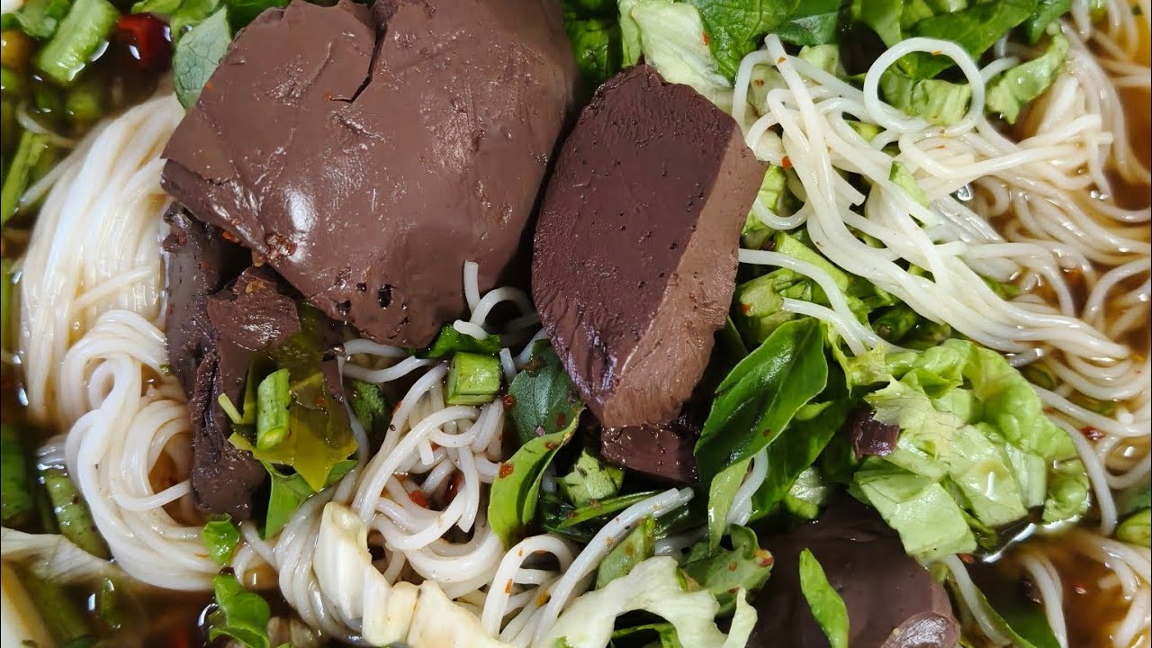 มาจ๊ะทุกคนวันนี้กินขนมจีนน้ำปลาร้าด้วยกันค่ะแซ่บๆเลยจ้า