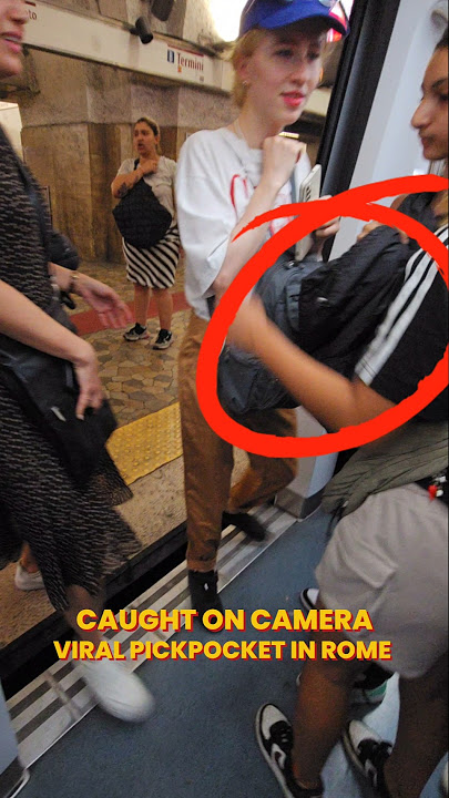 🔴 Viral Pickpocket in Rome Strikes Again: Travelers, Be Alert! #Pickpocket #Viral #Shorts #Italy