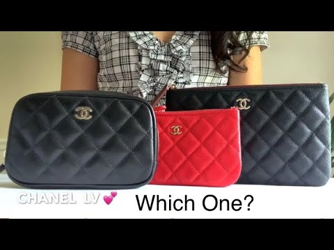 Shop CHANEL Classic Mini Pouch (A82365 Y01480 C3906) by シャリル