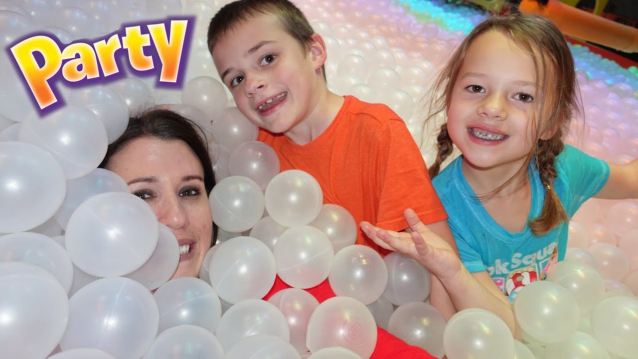 Indoor Play Place BIRTHDAY PARTY Vlog YouTube