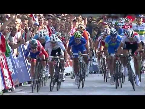 วีดีโอ: World Championships: Mark Cavendish อธิบายถึงการละเลยทีม GB