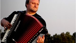 Orosz Zoltán - J.S.Bach - Badinerie - harmonika