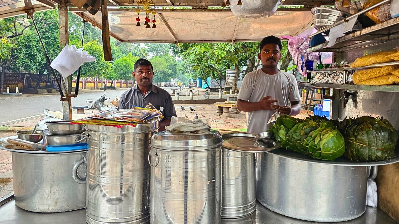 Best Dahi Bara Aloo Dum In Bhubaneswar Rs. 40/- Only | Dahibara Aloodum Ghugni | Street Food India