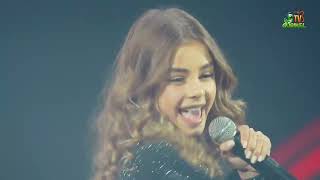 Download Lagu Kamelia melnic Full song (Sunt fată lui tată, Sunt fată lui mama) Gurineltv MP3