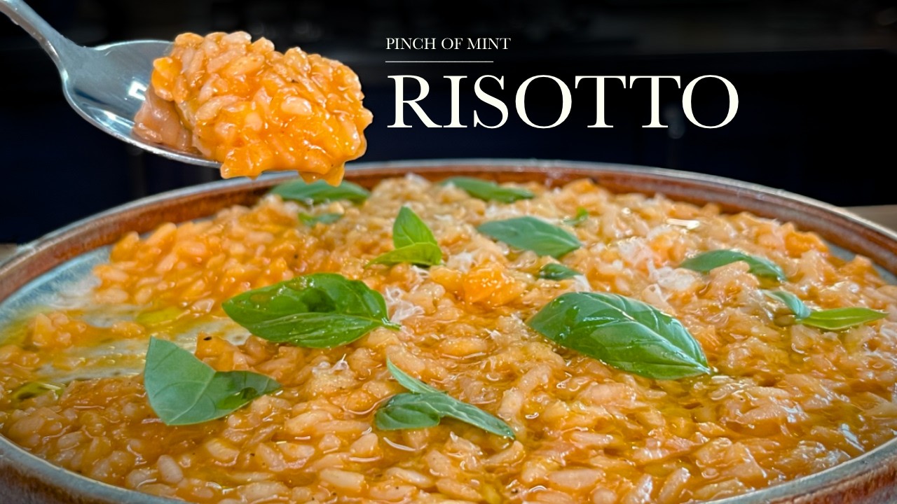Roasted Red Pepper Risotto (Creamy, Easy & Full of Flavour)