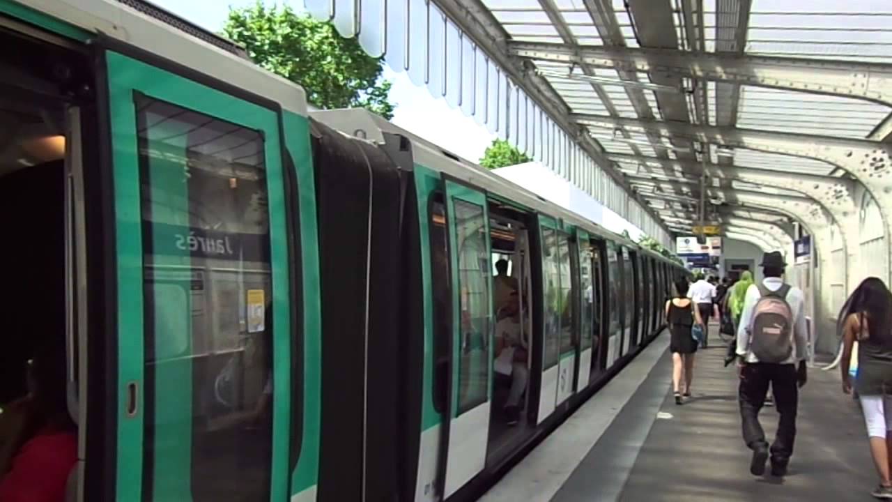 Paris métro ligne 2 - MF01 - Jaurès