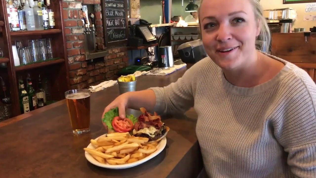 Burger & Brew Contest: Blue Coyote