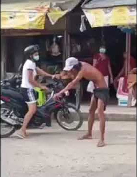 ORANG GILA, main bilyard