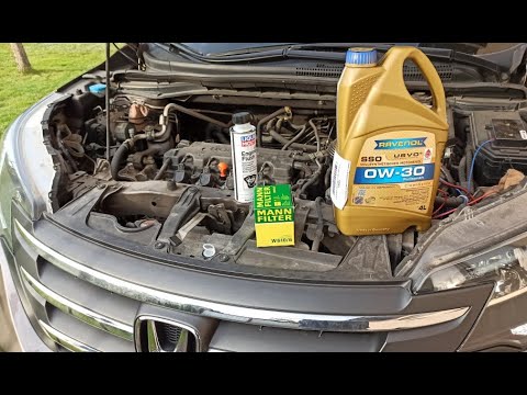 Jak naprawić wyciek oleju w mojej Honda CR V?