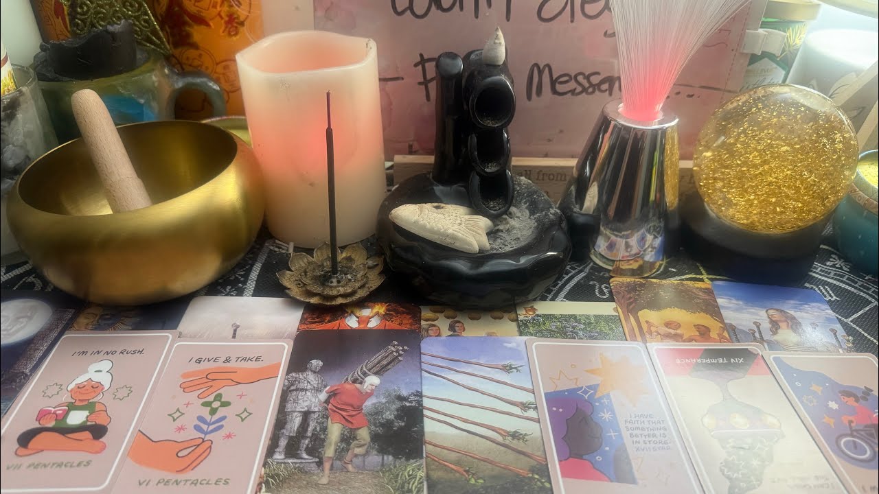 Lady Eleyna is live!