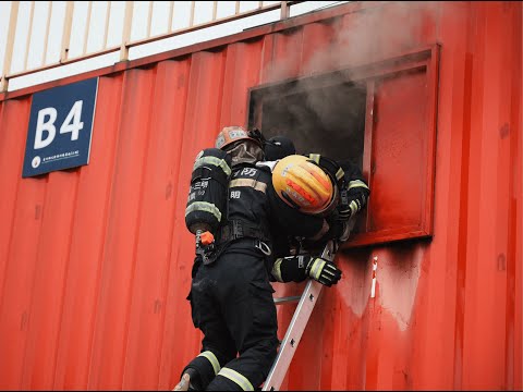 We were able to capture realistic footage of indoor entry. - YouTube