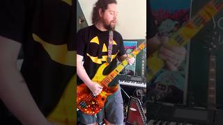 Fuzz Bass Fun! 🤘
Sometimes you just gotta rock out on the bass in the middle of the day! 🤘🖤
#bassguitar #fuzzrock #bassplayer Fuzz Bass Fun! 🤘
