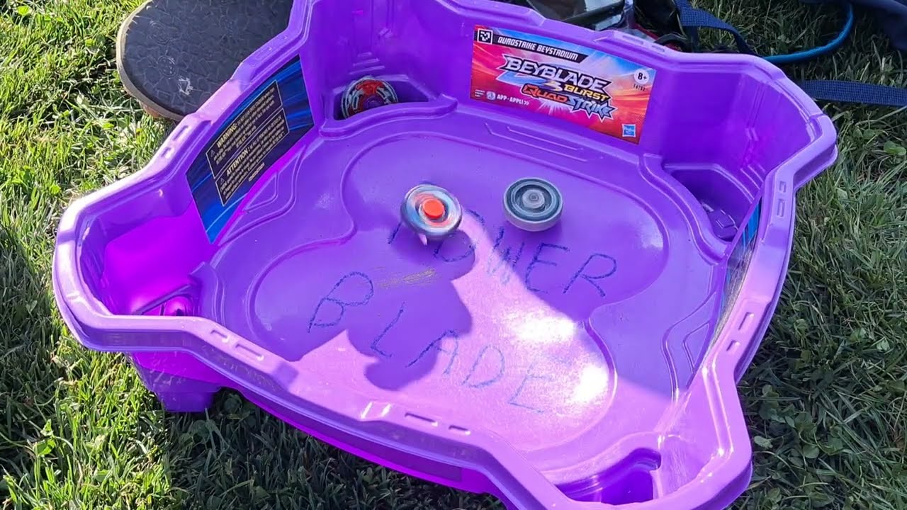 Batalla Triple de Beyblade Metal, Twisted Tempo vs Burn Pisces vs Galaxy Pegasus