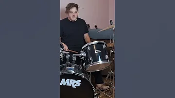 75 Yard Sale Drum Kit Drums Shorts Guitarist Flamingo 