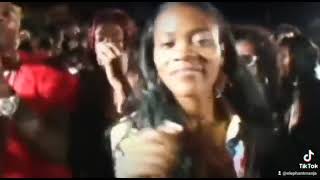 elephant man Willie bounce