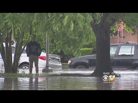 Flash Flooding Strands Homeowners In North Fort Worth