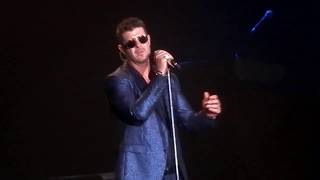 'The Soulful' Robin Thicke - "Lost Without U" (LIVE)