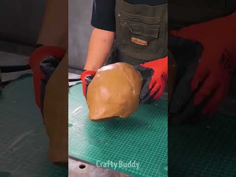 One Pair Fits All! Amazing Inflatable Shoes