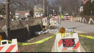Part of historic overlook in Alton collapses