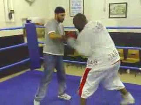 Danny Williams in Training - Pad & Bag Work
