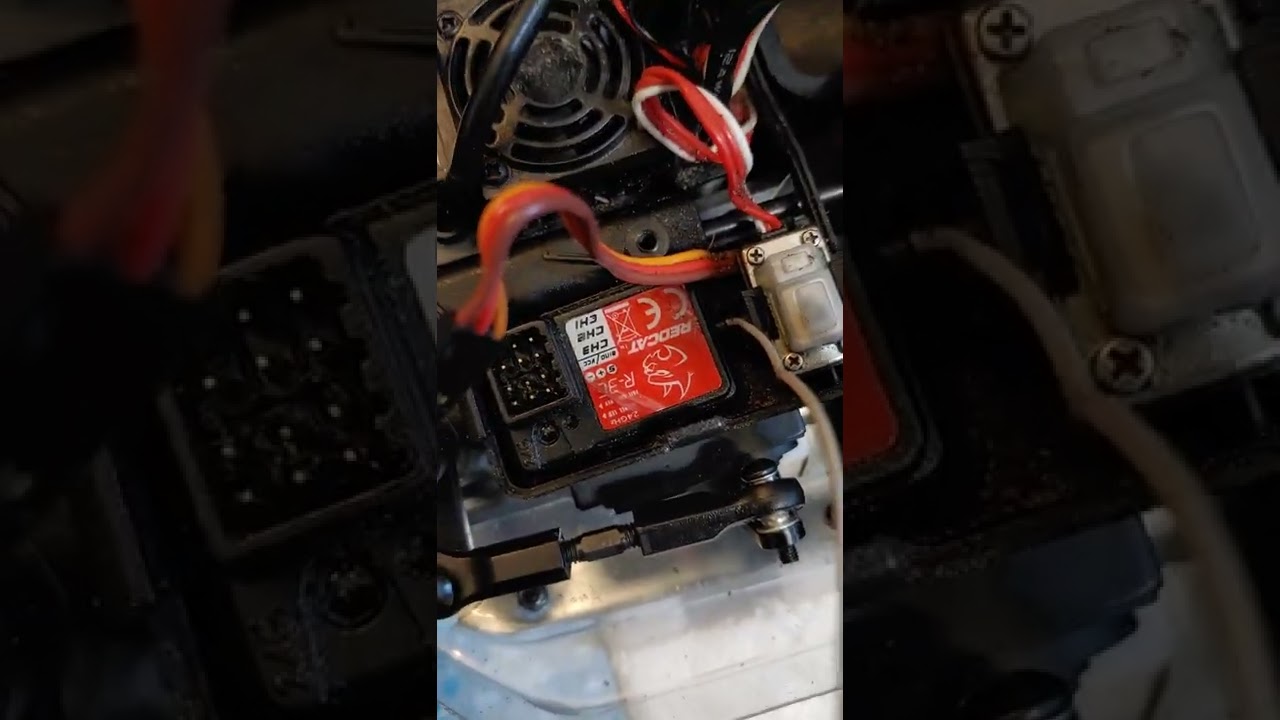 pt 1, spektrum ESC & AVC receiver install on Redcat Landslide