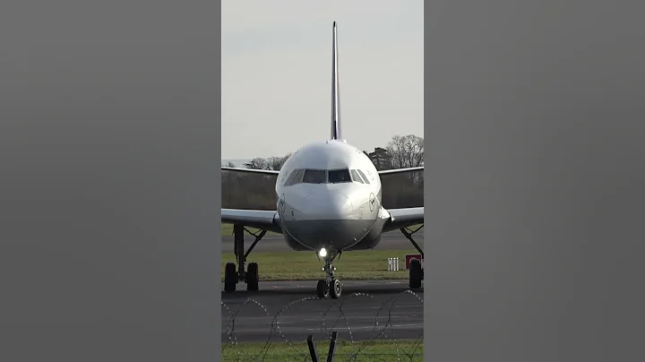 #lufthansa #a321 arrives at #manchesterairport ! #aviation #planespotting #planes