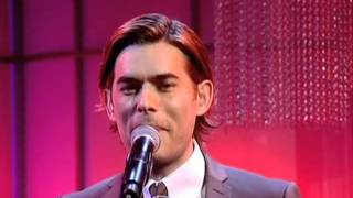 The Overtones - Gambling Man | Live on Loose Women chords