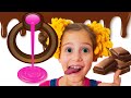 Эля и Дима - шоколадный челлендж для детей , сладости и шоколадные предметы