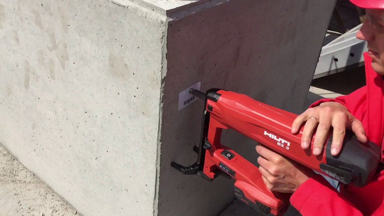 Дюбель пистолет и стакан - YouTube