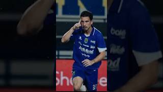 Mimpi Tom Haye Menggapai Tropi Bersama PESIB