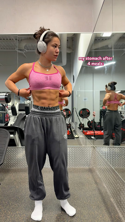 SIX PACK vs BLOATING! #sixpackabs #bloating #gymmotivation