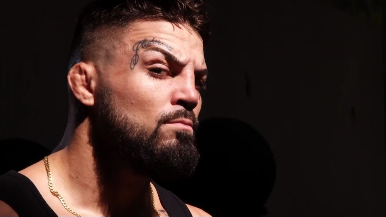 championship belt Fight Night Denver: Cerrone vs Perry - The Score will be Settled