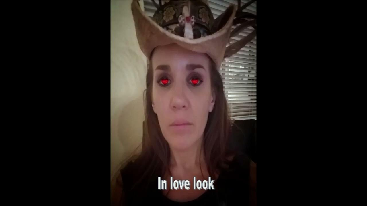 The looks of Wonderhussy YouTube