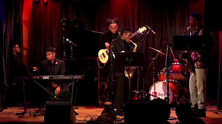 Nefertiti Live version - Live performance video thumbnail