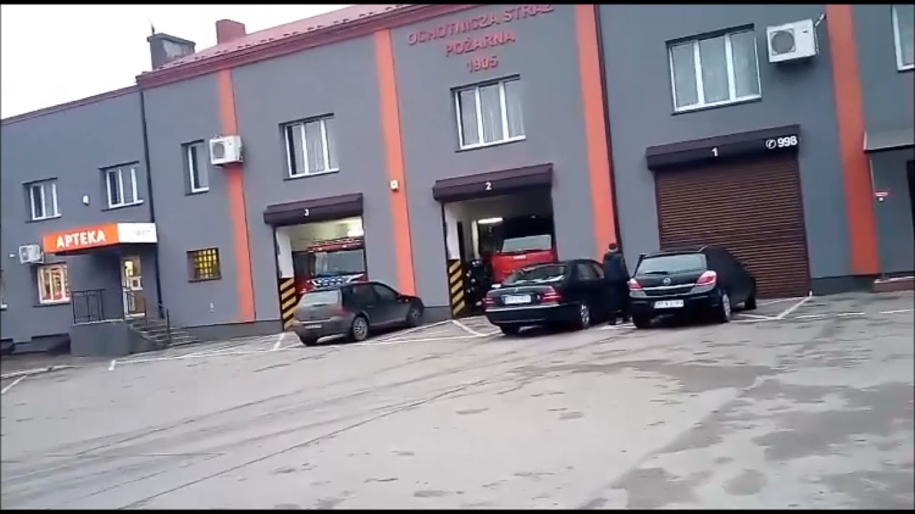 Alarmowanie i wyjazd zastępów OSP Lutomiersk do pożaru zakładu produkcyjnego w Stanisławowie Starym