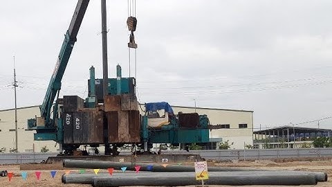 Video Ép cọc bằng máy ép | Robot Pressing Pile