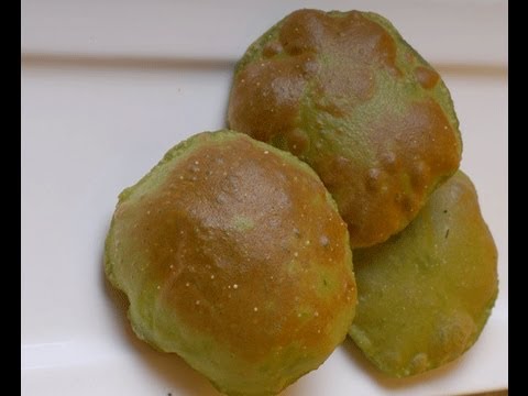 Palak Poori - By Vahchef @ Vahrehvah.com | Vahchef - VahRehVah