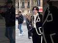 王子様ですか？✨ヴァレンティノの会場に道枝駿佑が！自信にとって初めてのパリでのファッションショーへ🇫🇷#Valentino#Naniwaboys#ShunsukeMichieda#미치에다슌스케