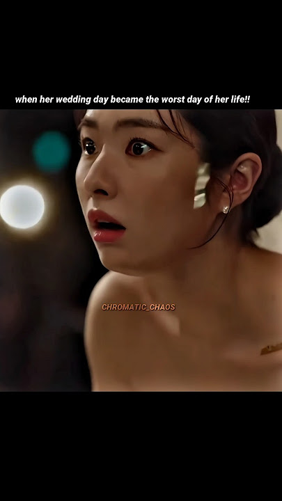 her wedding dress slip off on her wedding day ceremony in front of all the guests!! 💔