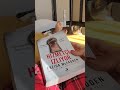 Sabah sabah kedimiz paşa'yla birlikte kitap okuma rutinimiz🥰 #kitap#kedicik#kedi#rutin#sosyalhayat